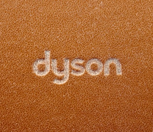 Ten Reasons Why You Should Use a Cardholder Case for Your Phone